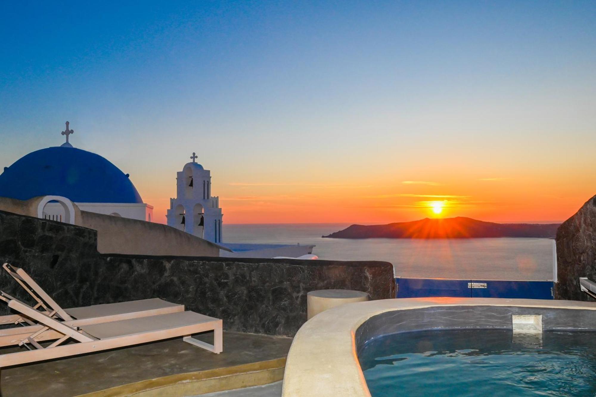 Three Bells Suites Firostefani Dış mekan fotoğraf